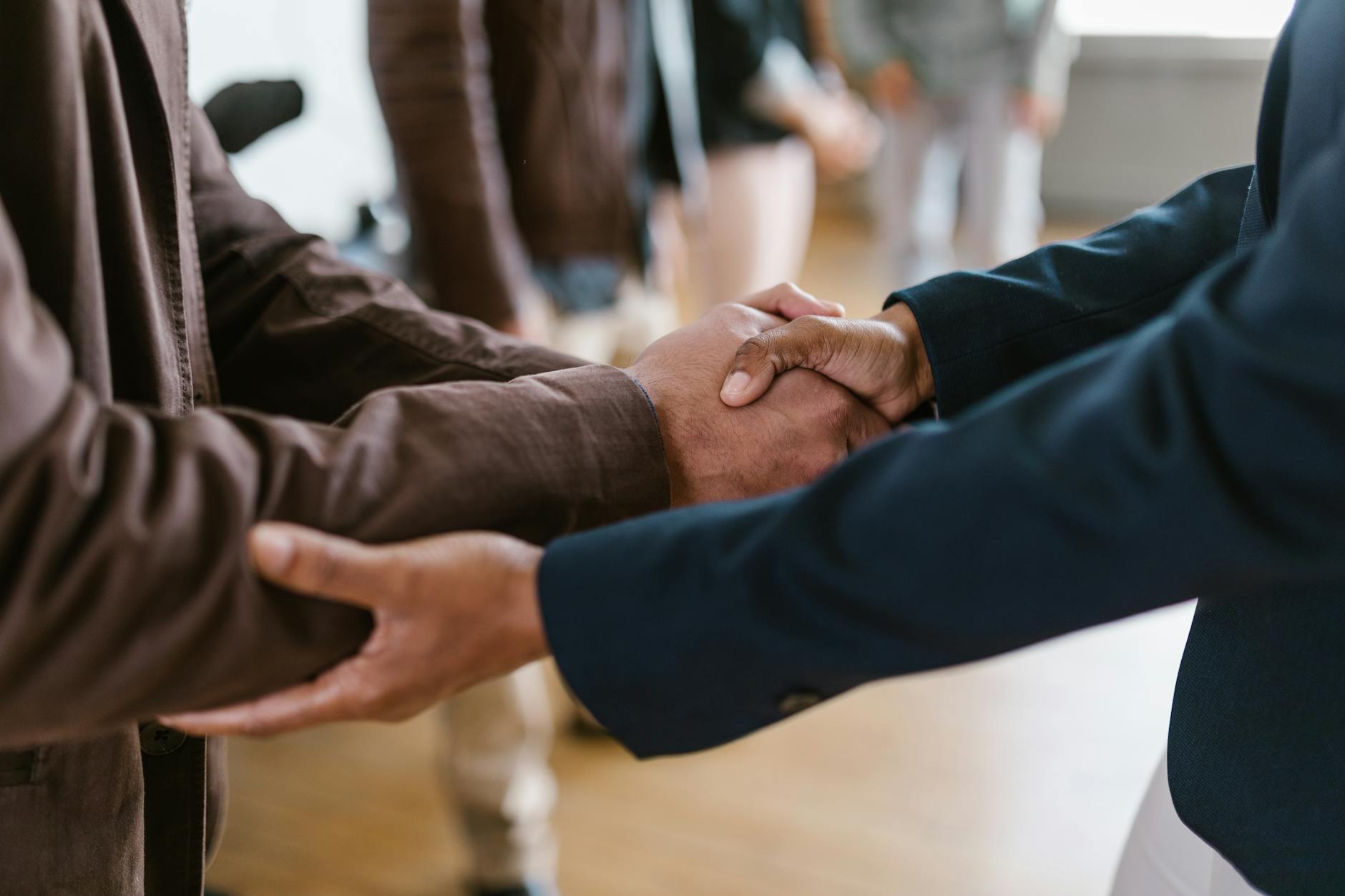 Weekend Fintech Digest: Authorities Crack Down on Illicit Horse Betting Rings, Michigan Steps Up Enforcement Against Unlicensed Gambling Sites, and a Strategic Alliance Forms Between Betano and the Club World Cup