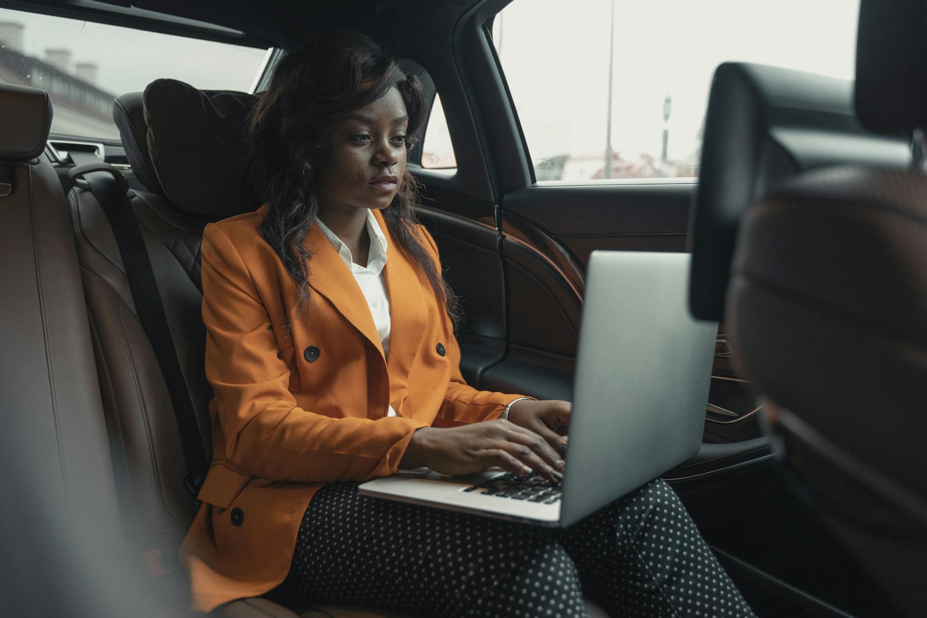 Stellantis Shifts to Android for In-Car Systems as Collaboration with Amazon Concludes