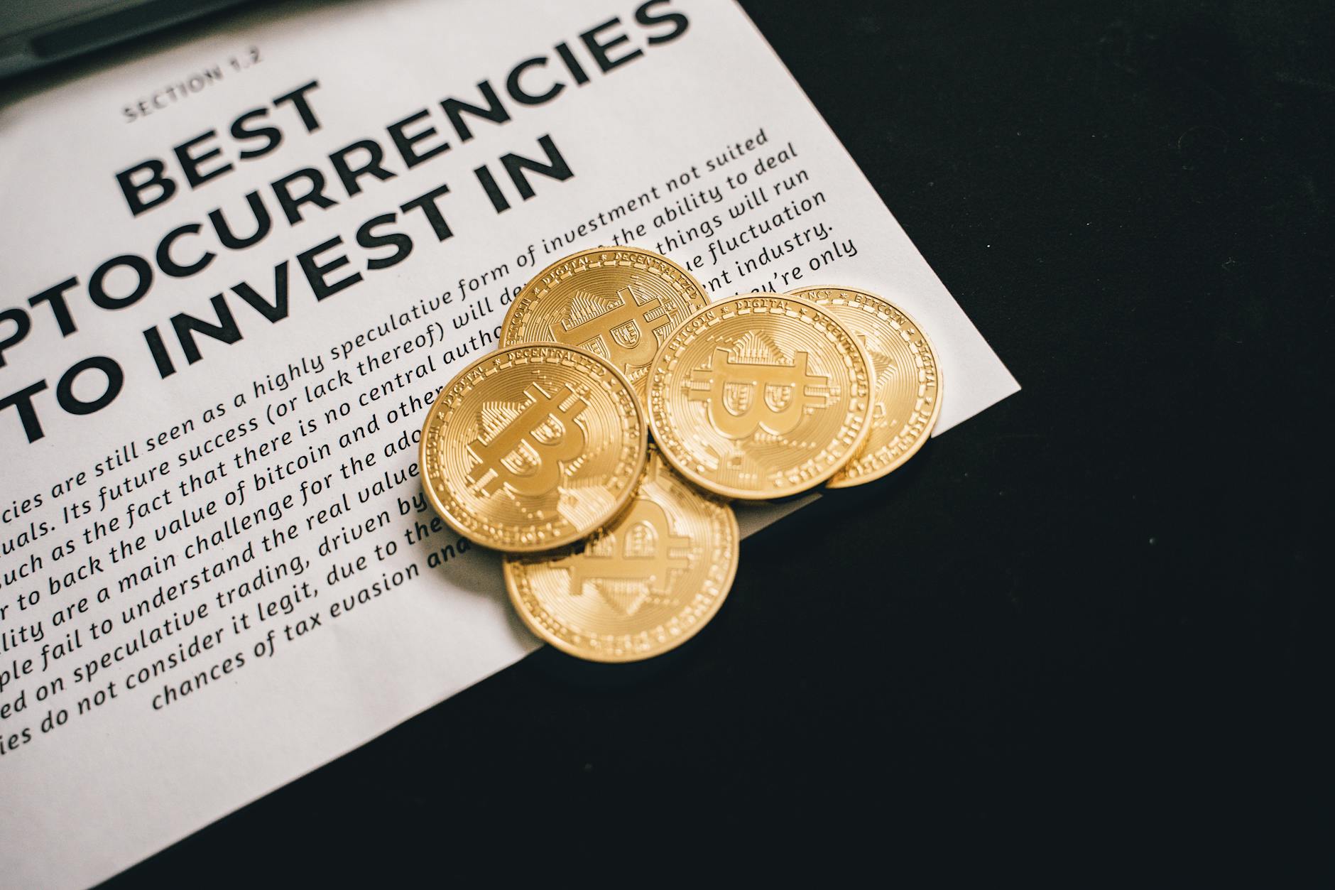 Treasury Secretary Bessent Highlights Potential of Stablecoins to Strengthen Position of US Dollar