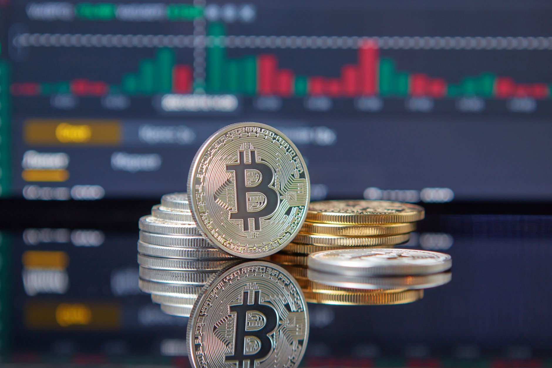 Demand for XRP transactions plummets, with focus shifting to key support level at $0.65.
