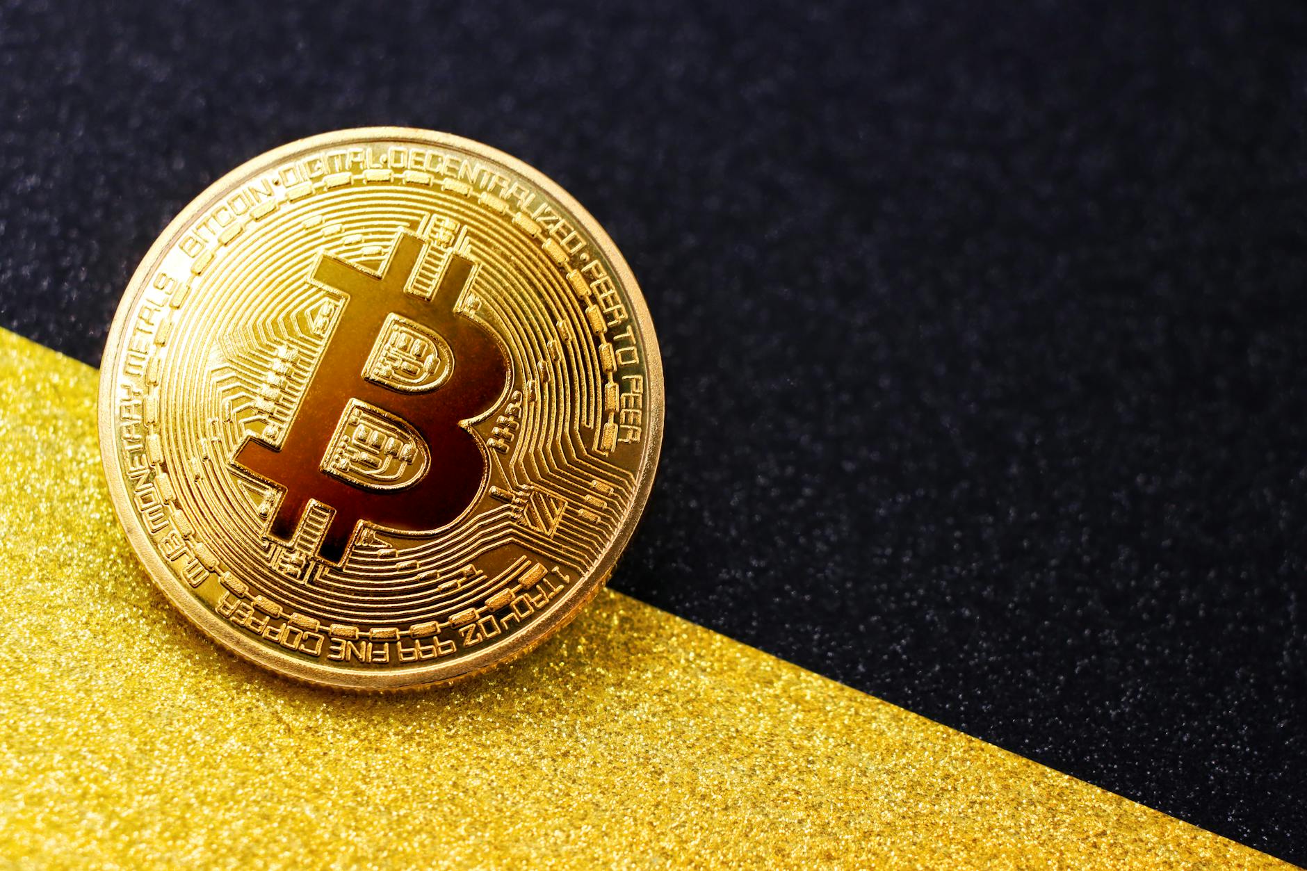 Reports Suggest LayerZero May Introduce Its Own Blockchain, Leading to a 15% Drop in Token Value