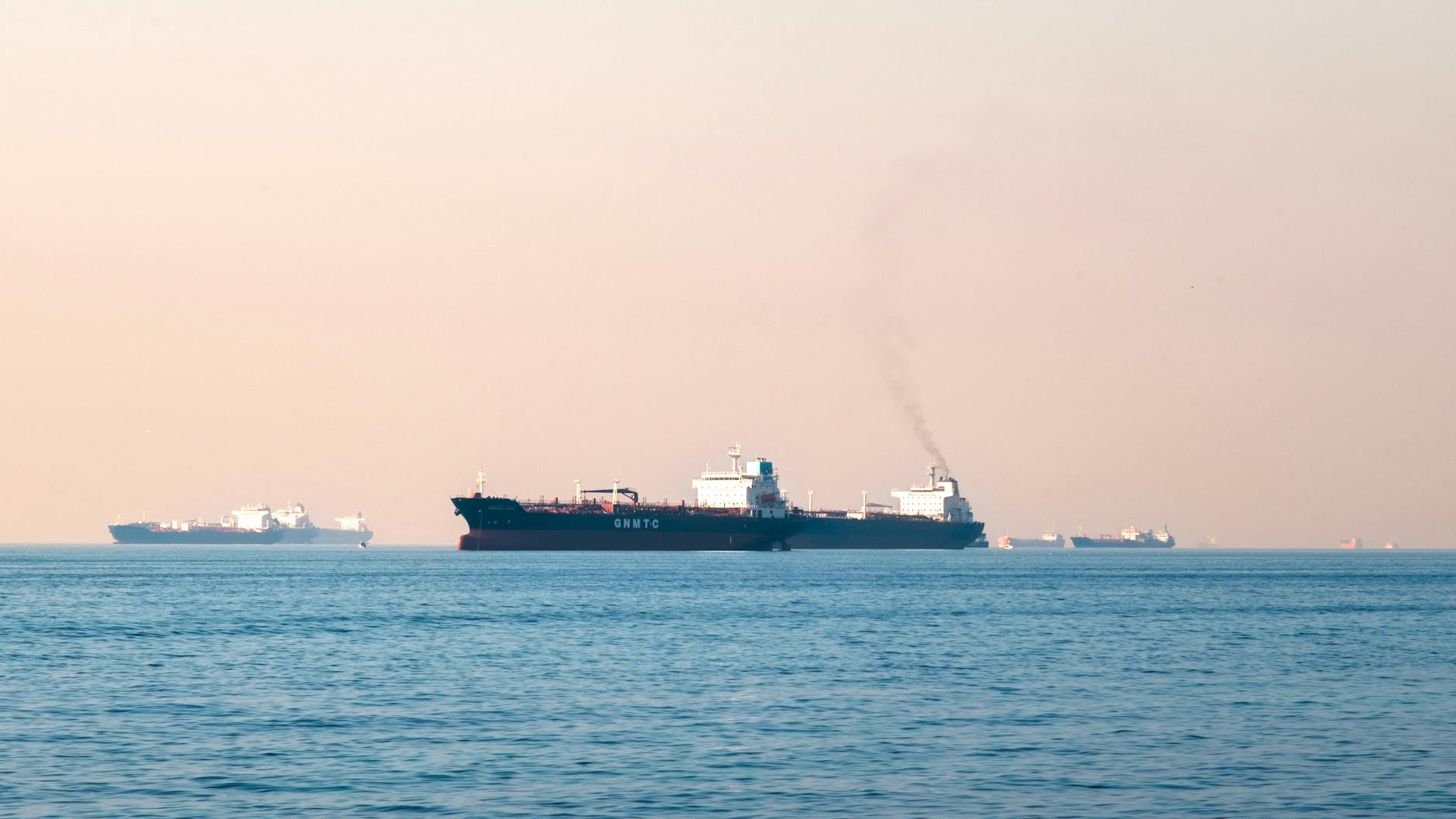 US Authorities Impose Blockade in Gulf of Oman, Gambia-Flagged Ship Neutralized