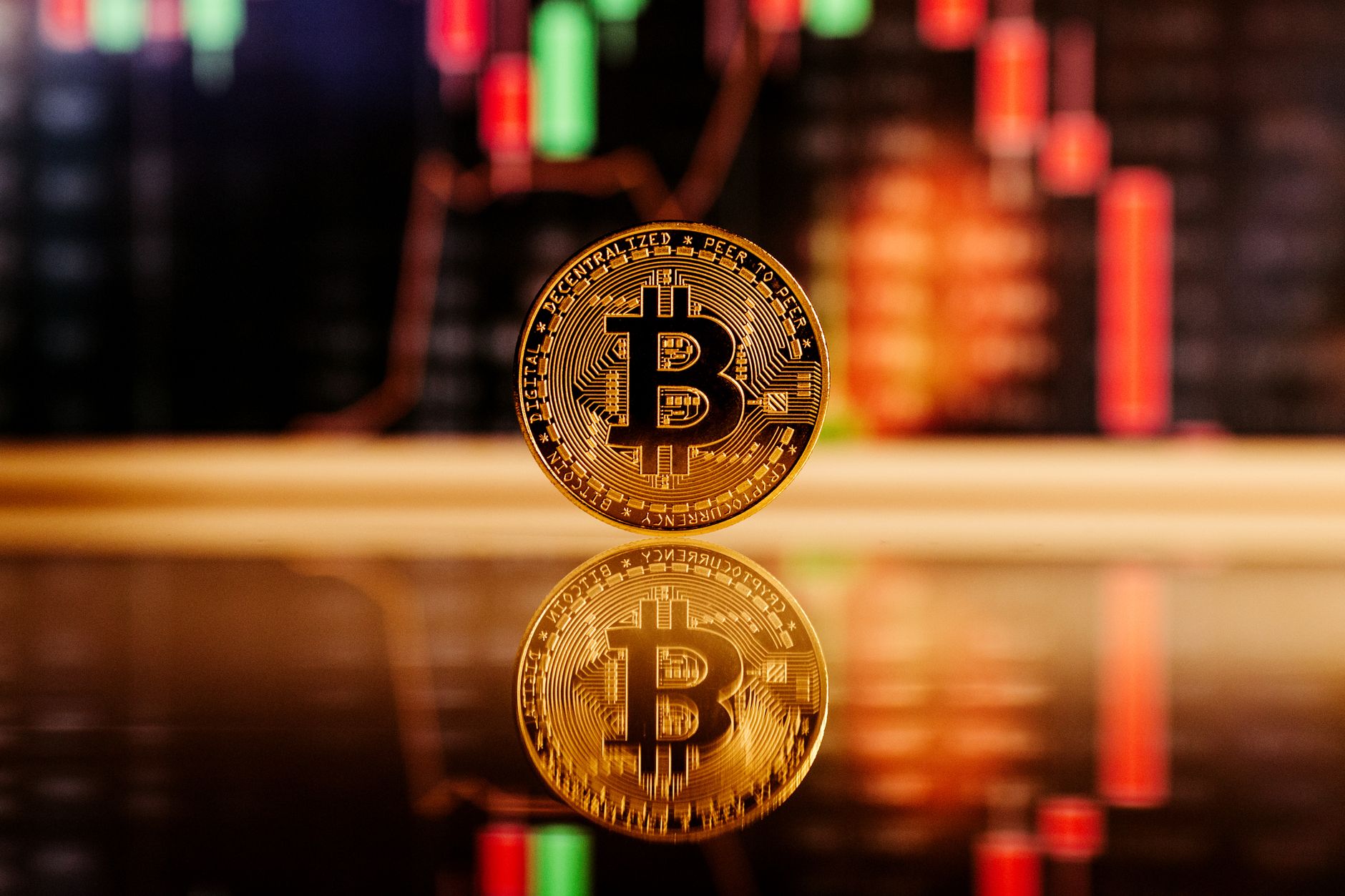 Bitcoin Mining Output Varies in May; AI Integration Influences Hashrate Expansion and Financial Strategies