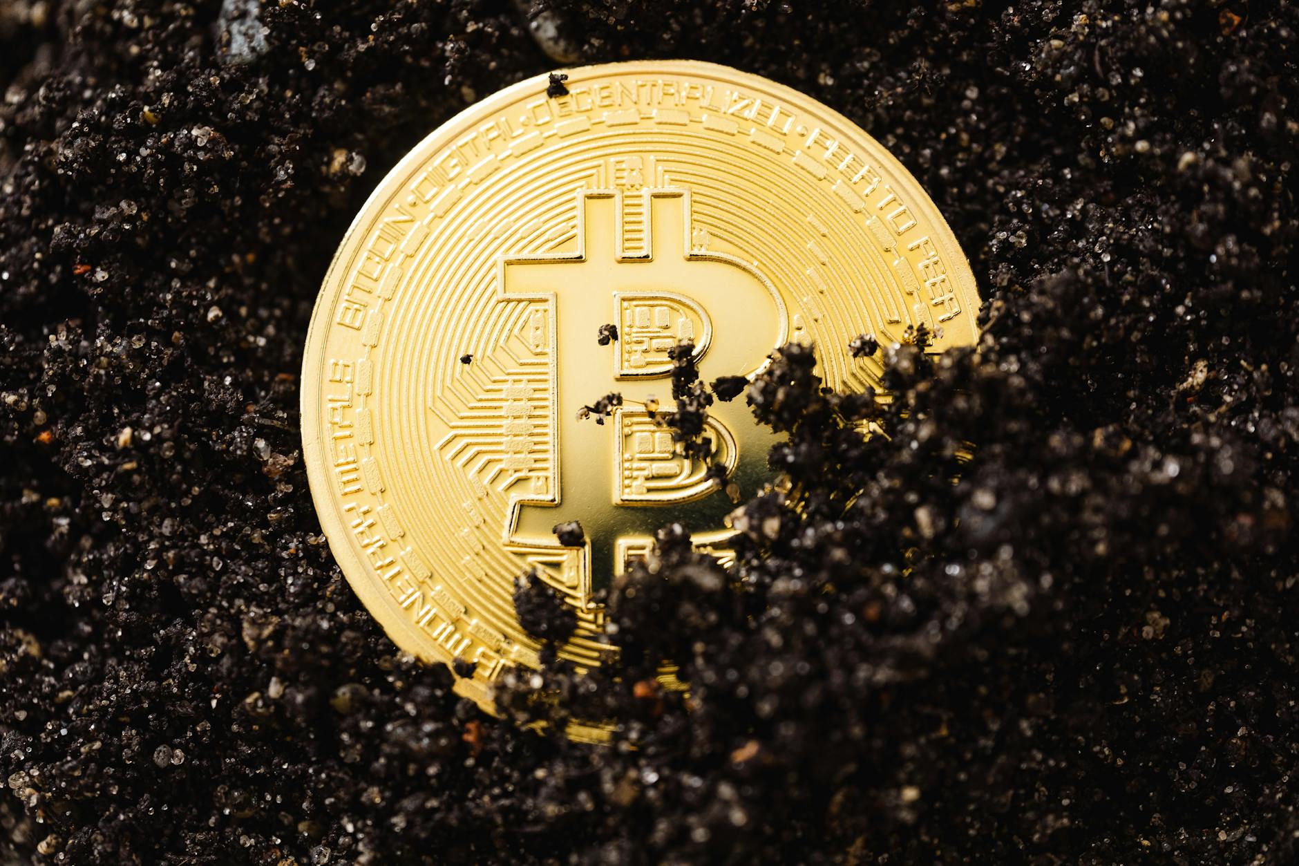 Legal Experts Weigh In on Hong Kong's New Stablecoin Legislation Amid Ambitions to Be a Leading Center for Digital Assets