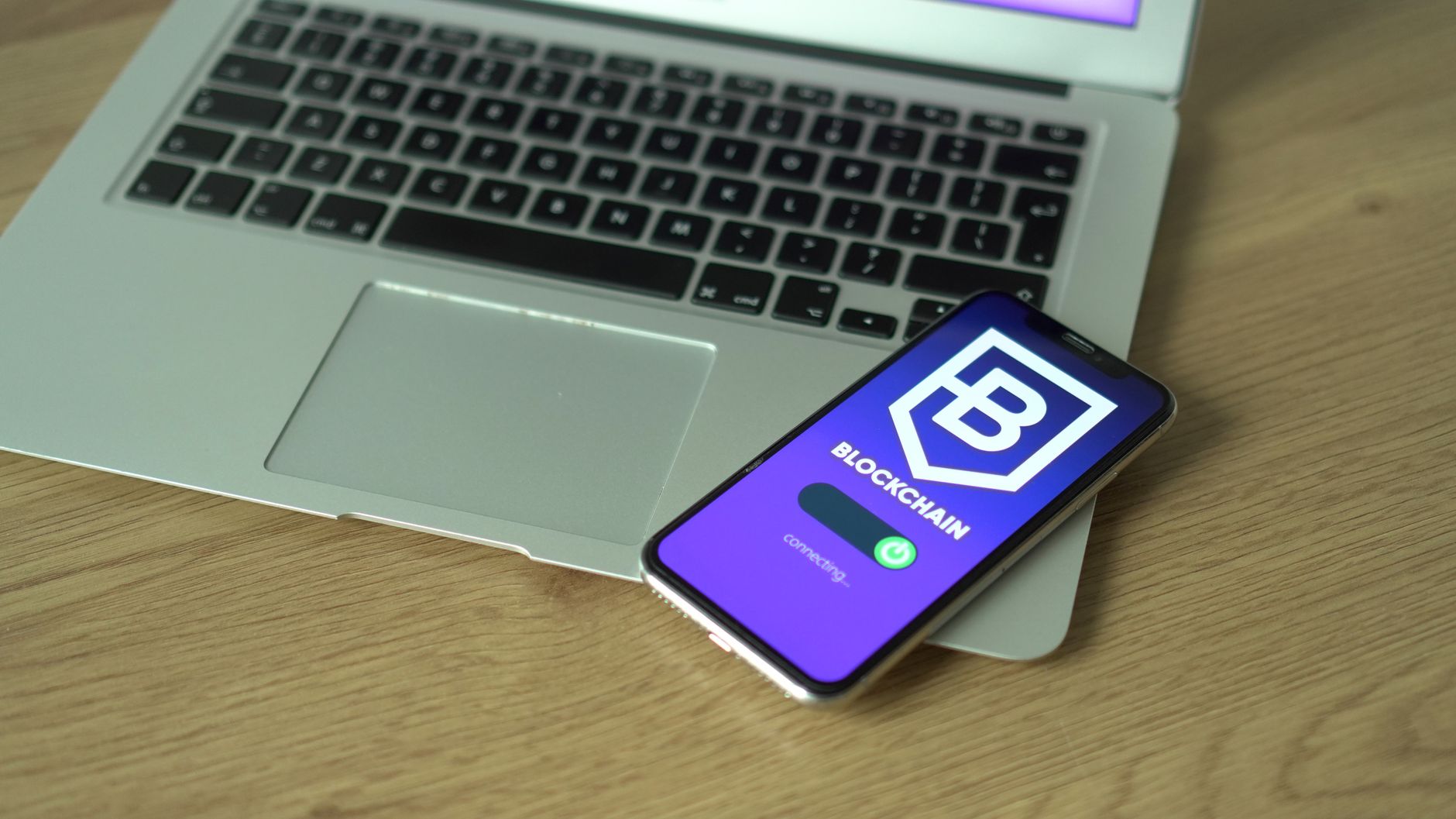 Intercontinental Exchange, the company that owns the New York Stock Exchange, has engaged in several discussions with Hyperliquid to assess the potential of the onchain perpetuals market, according to statements from the CEO.