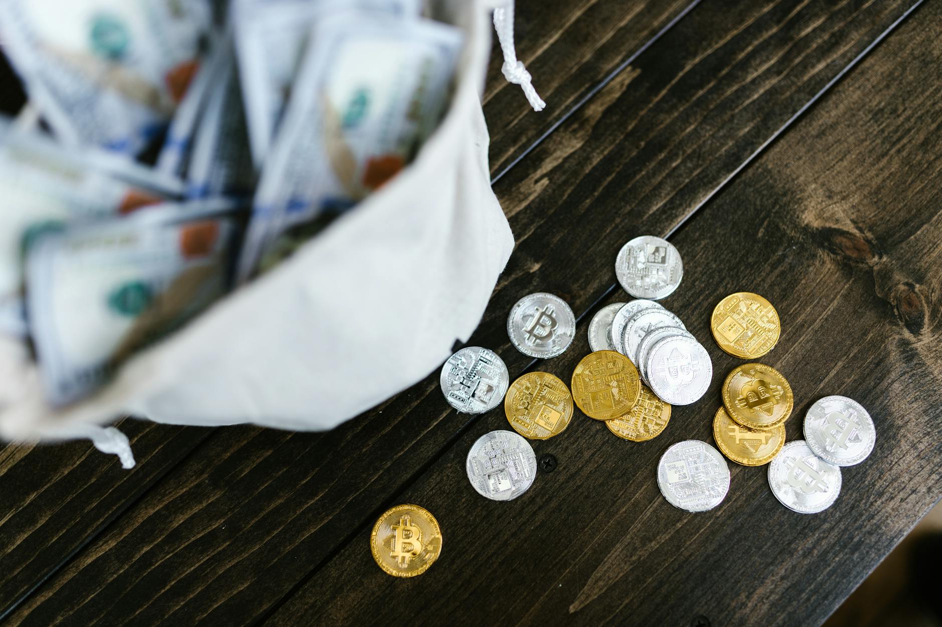 U.S. authorities have successfully immobilized and confiscated cryptocurrency assets valued at over $580 million, which are linked to criminal networks based in China.