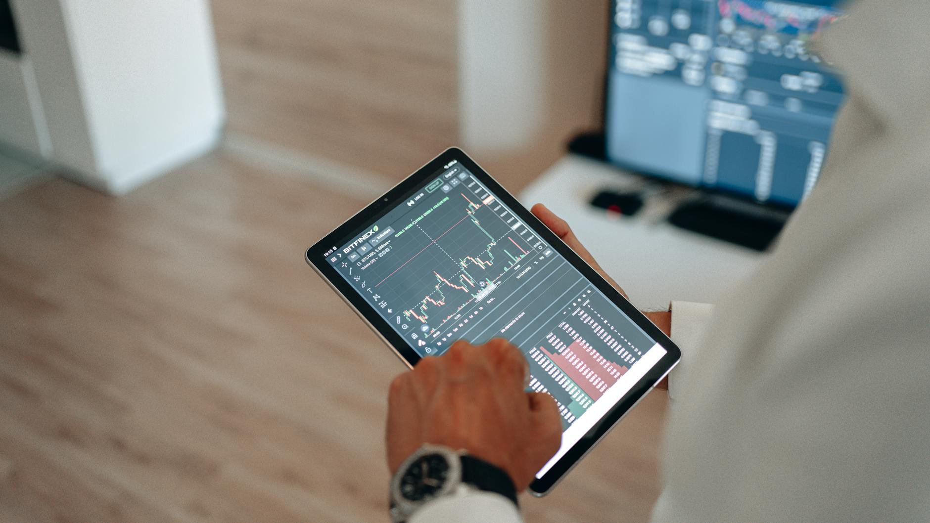 Exploring Binance's Strategic Blueprint for Growth Amid Market Downturns by 2030