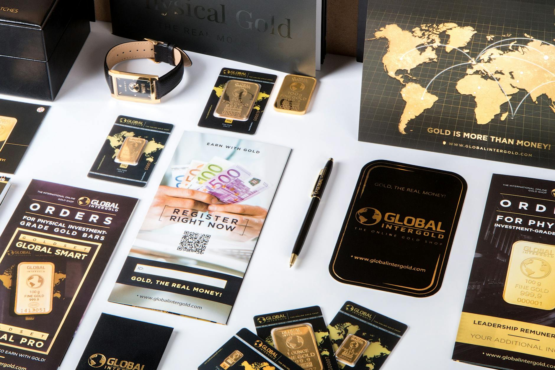 JPMorgan and American Express unveil innovative credit cards designed to enhance user experience and financial management.