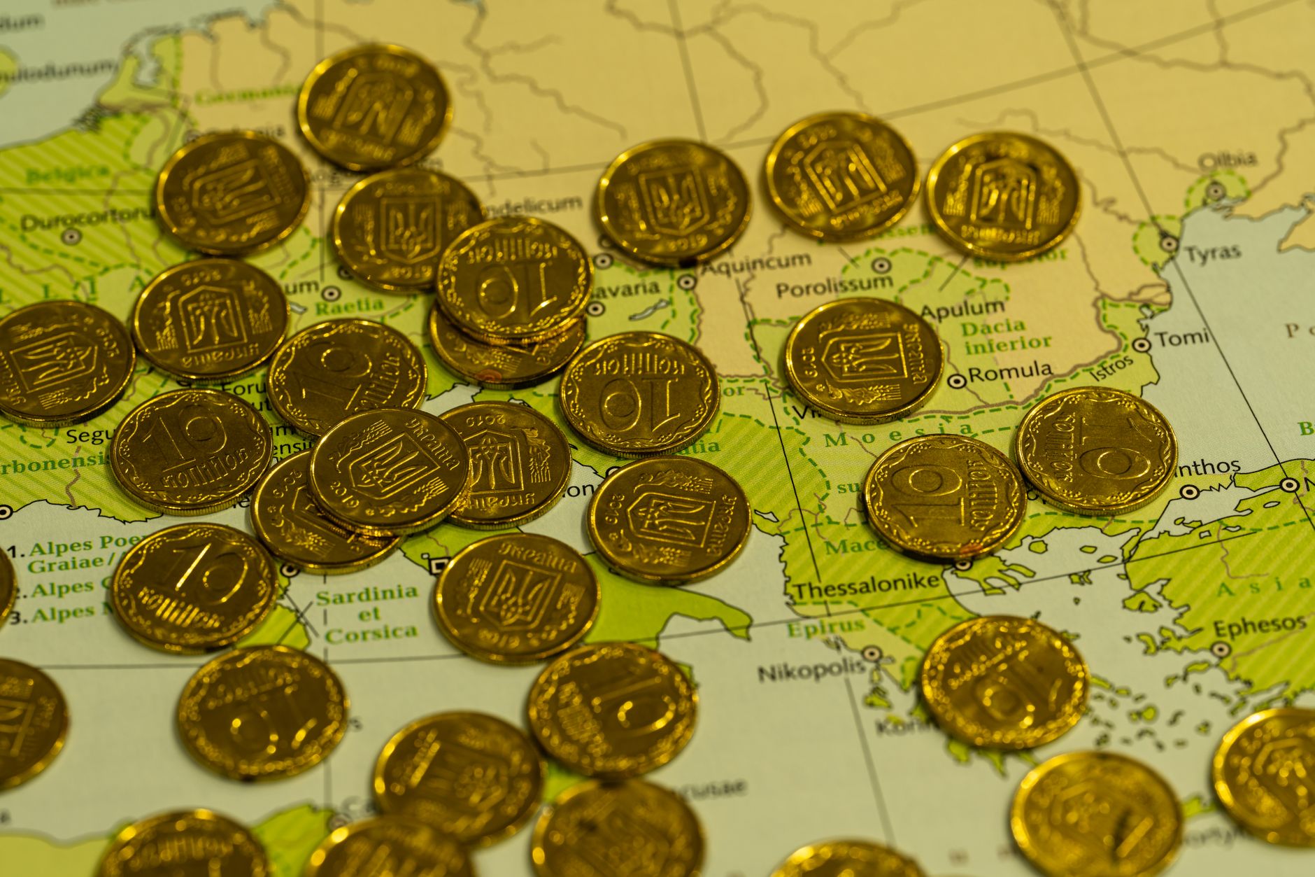 Russia's Fossil Fuel Export Earnings Surpass €726 Million Daily in May, with Cryptocurrency Stablecoins Facilitating Sanctions Evasion