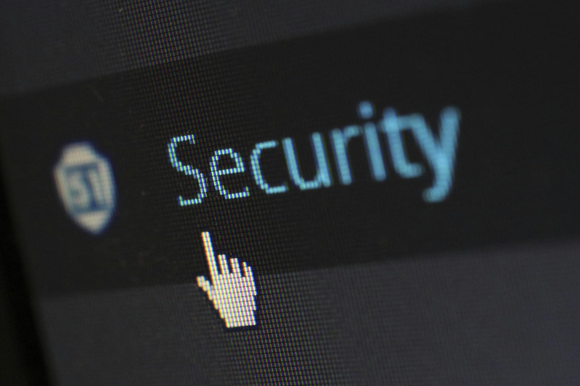 TrapDoor Package Attack Compromises Wallet Data on Solana, Sui, and Aptos Networks